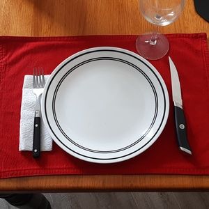44 Red fabric place mats